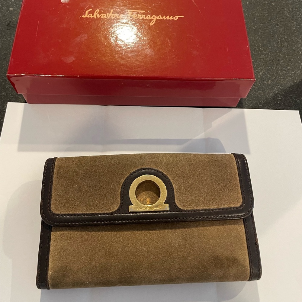 Ferragamo woman's wallet.